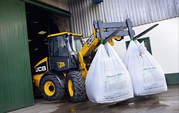 Фронтальный погрузчик с телескопической стрелой JCB TM220